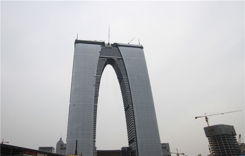信阳东方之门